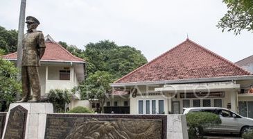 JAKARTA MENTENG WALKING TOUR